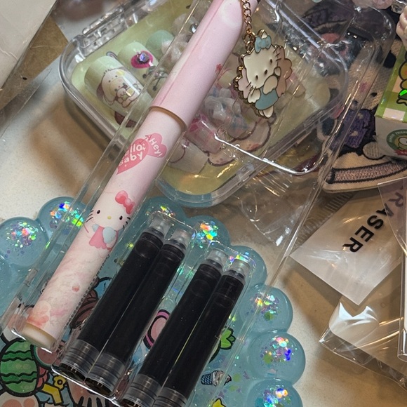 Pen - Picture 1 of 1